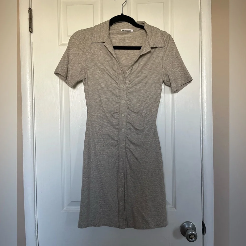 Reformation collard button up dress - Picture 2 of 3